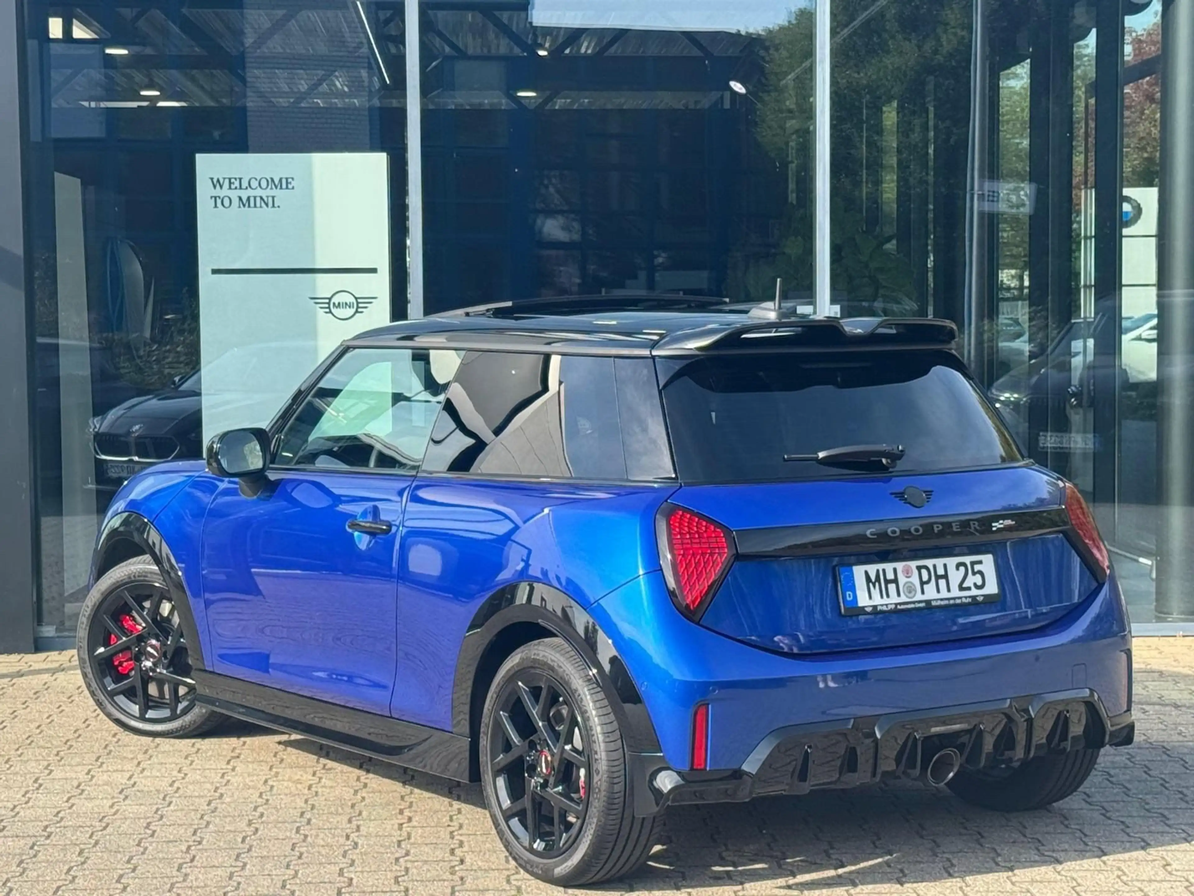 MINI John Cooper Works Paket XL Pano Head-Up h&k DA+ Pa+ — photo 7