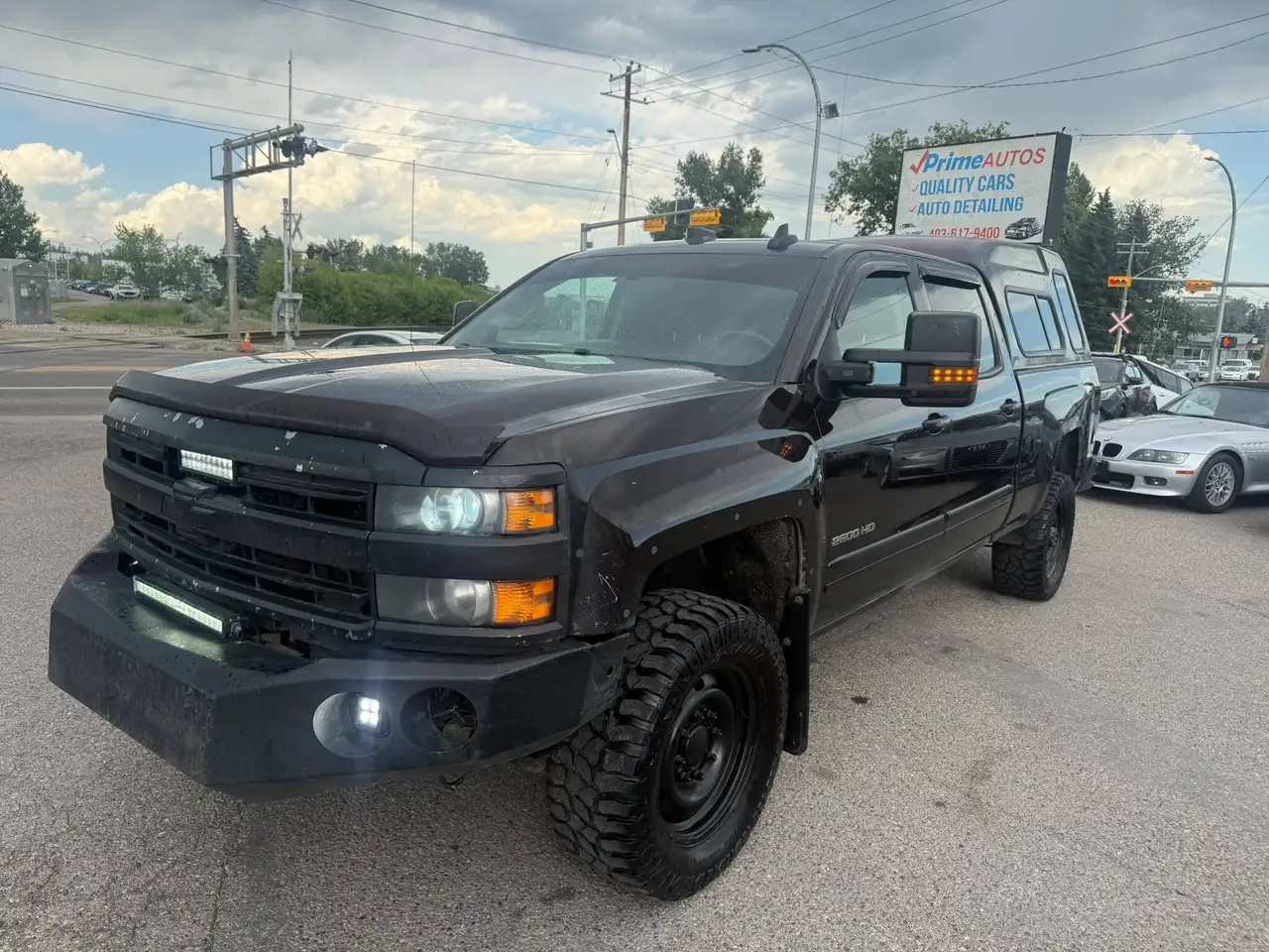 Chevrolet Silverado photo Chevrolet Silverado