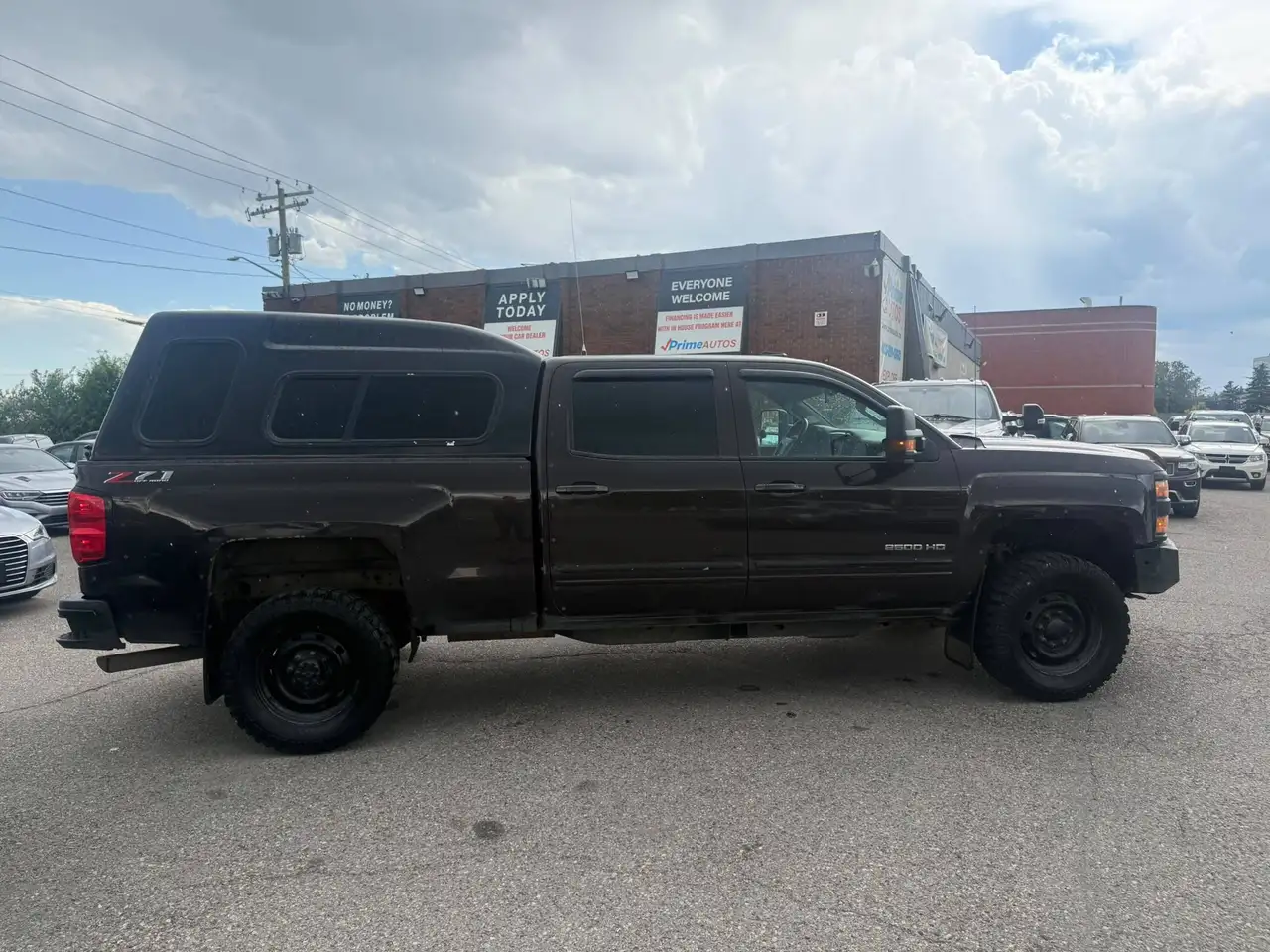 Chevrolet Silverado photo Chevrolet Silverado
