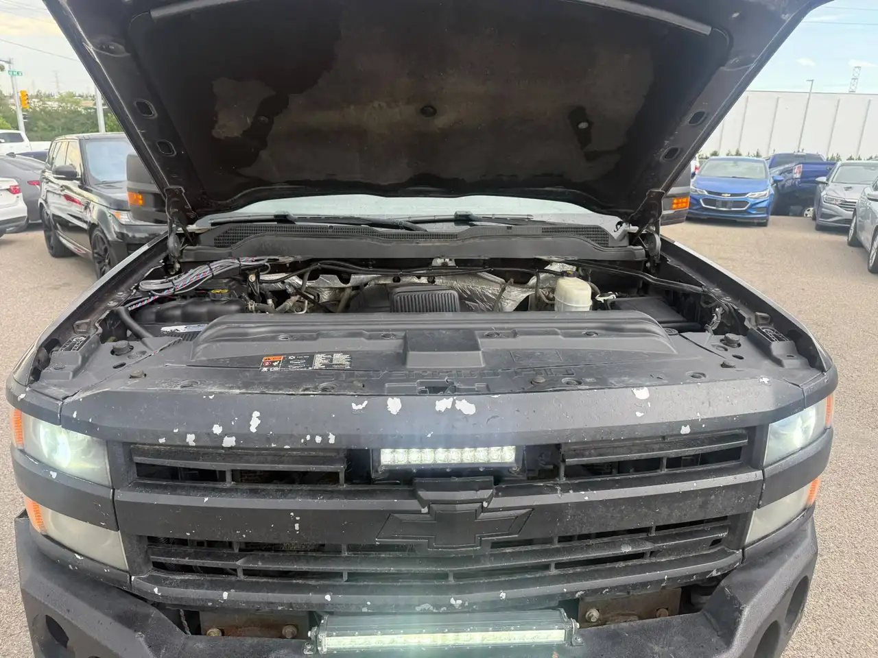 Chevrolet Silverado photo Chevrolet Silverado