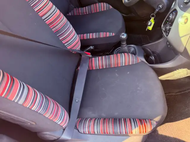 Citroen C1 view 9