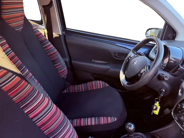 Citroen C1 view 8