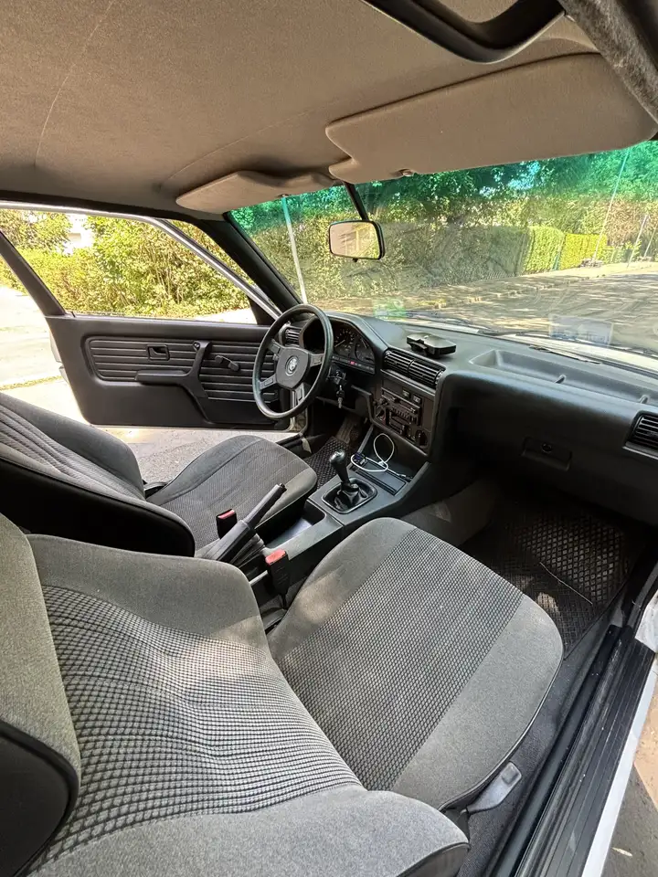 BMW 316i, foto 5