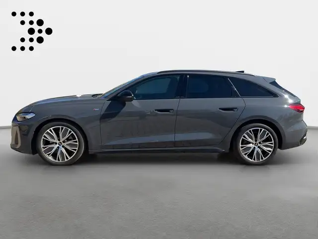 Audi A5 view 3