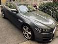 Jaguar XE XE 20d Portfolio Aut. Portfolio Grau - thumbnail 4