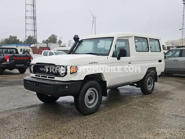 Toyota Land Cruiser Metal top HZJ 78 4.2L DIESEL PWR NEW MODEL - EXPORT OUT EU TROPICAL VERSION