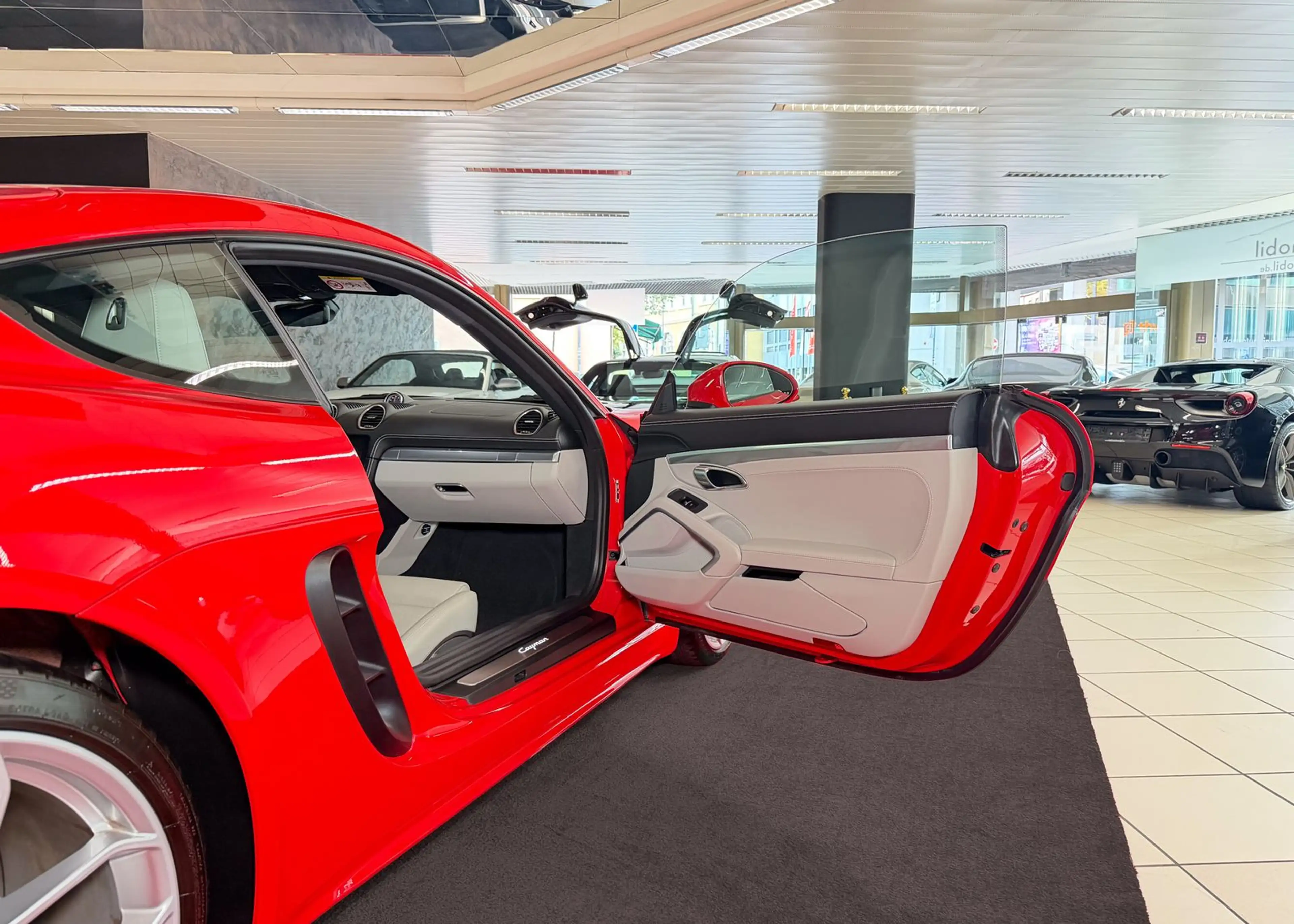 Porsche Cayman 718 MWST 8600KM ACC PDLS+ SportChrono — photo 34