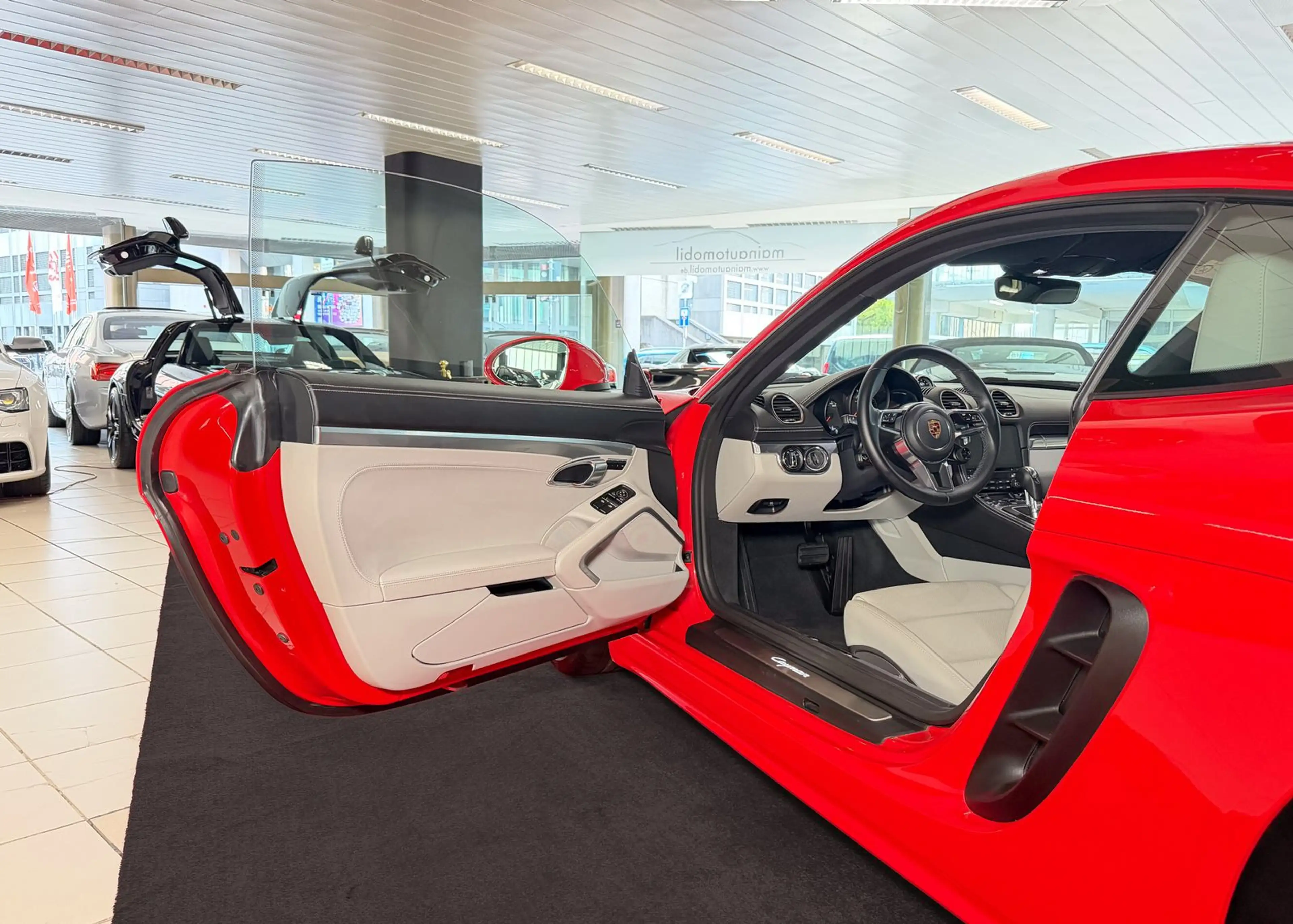 Porsche Cayman 718 MWST 8600KM ACC PDLS+ SportChrono — photo 16