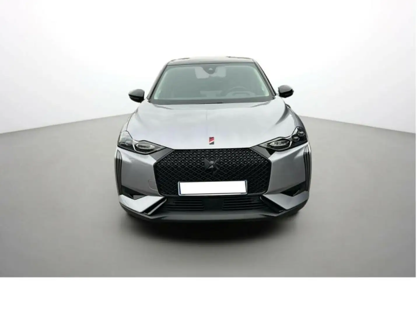 DS Automobiles DS 3 BlueHDi 130ch Performance Line + Automatique Gris - 2