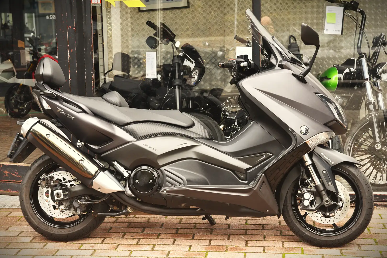 Yamaha TMAX 530 ***MOTO VERTE*** Gris - 2