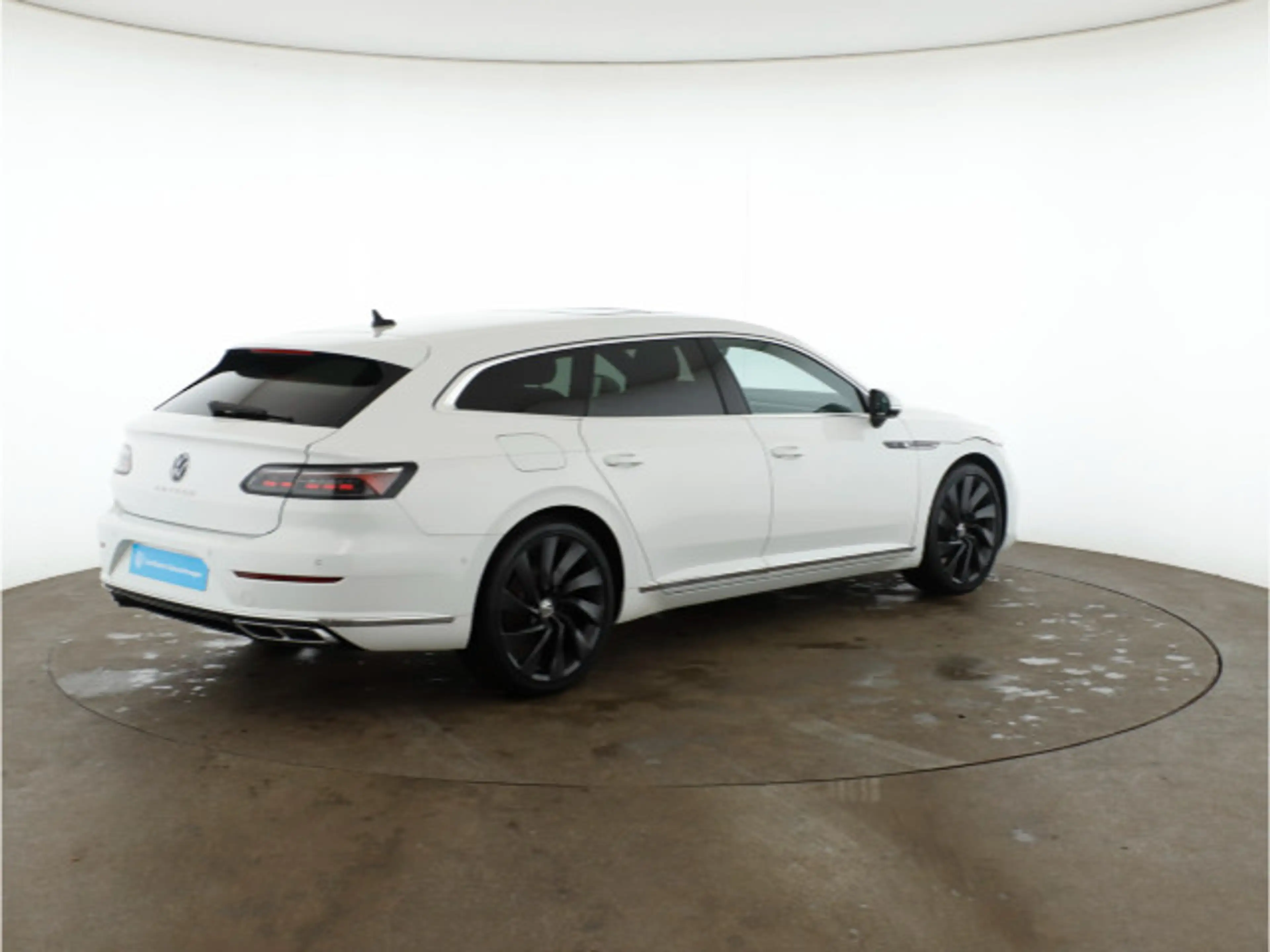 Volkswagen Arteon 2.0 TDI DSG R-Line Pano — photo 15
