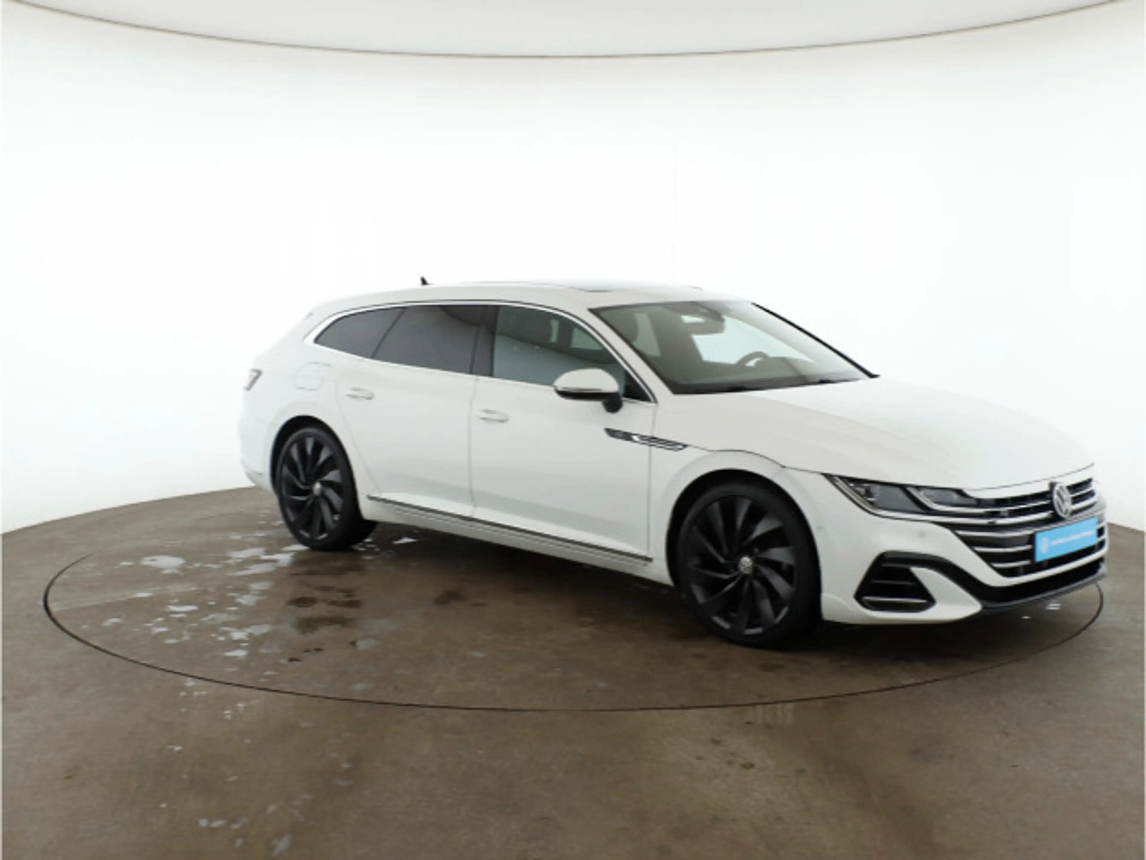 Volkswagen Arteon 2.0 TDI DSG R-Line Pano — photo 9