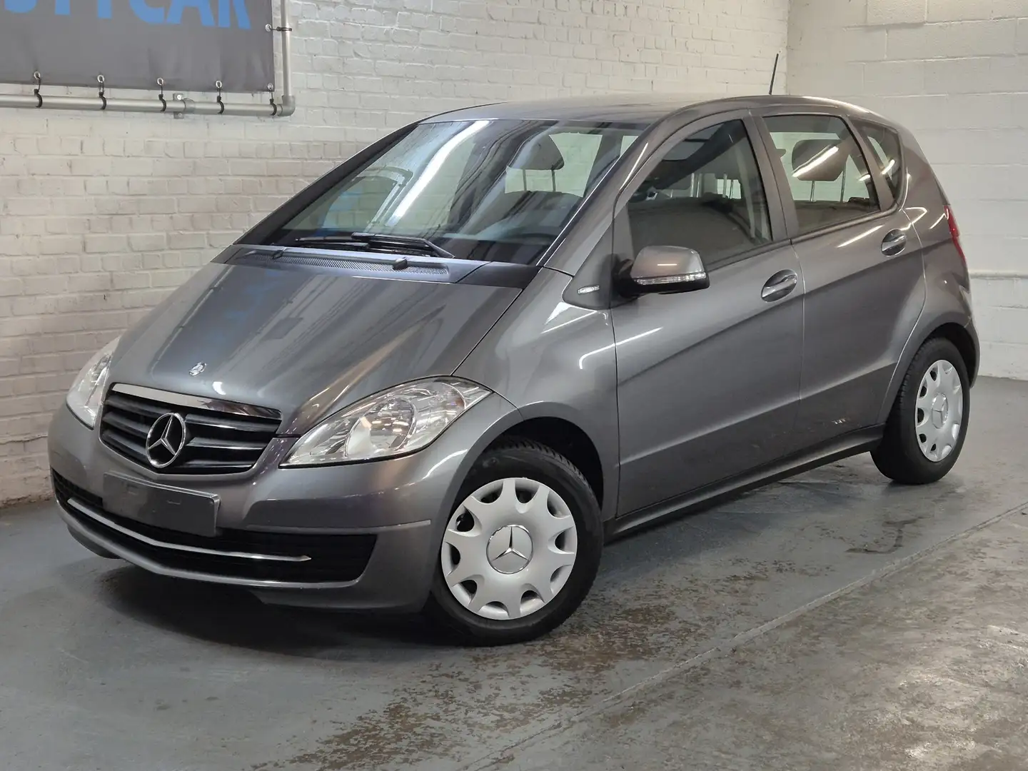 Mercedes-Benz A 160 A 160 BlueEFFICIENCY - Très propre - Garantie Gris - 2