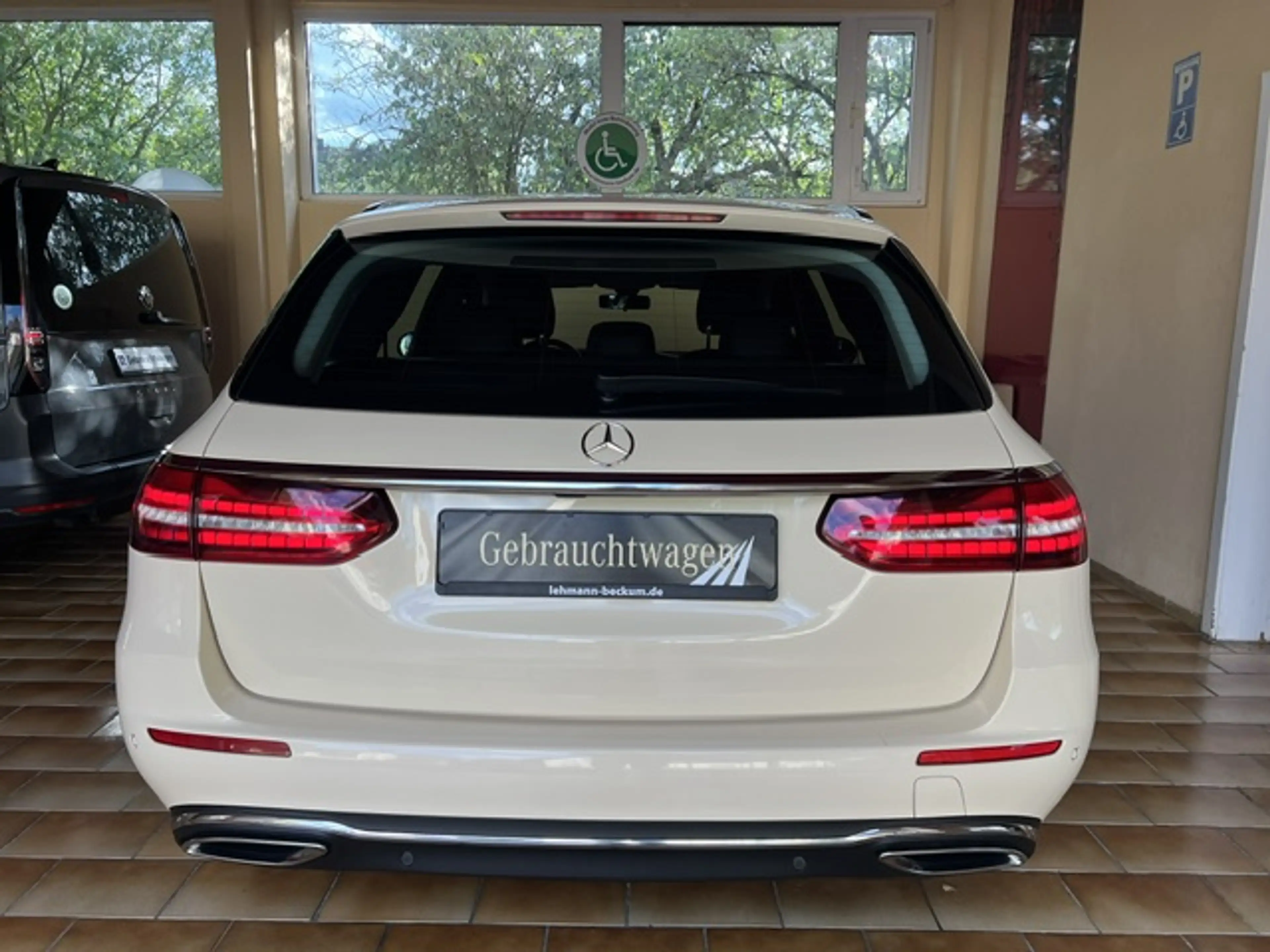 Mercedes-Benz E 200 E 200 T-Mod Kombi Taxi Nav Kam LED Mwst Taxameter 1.Hd — photo 12