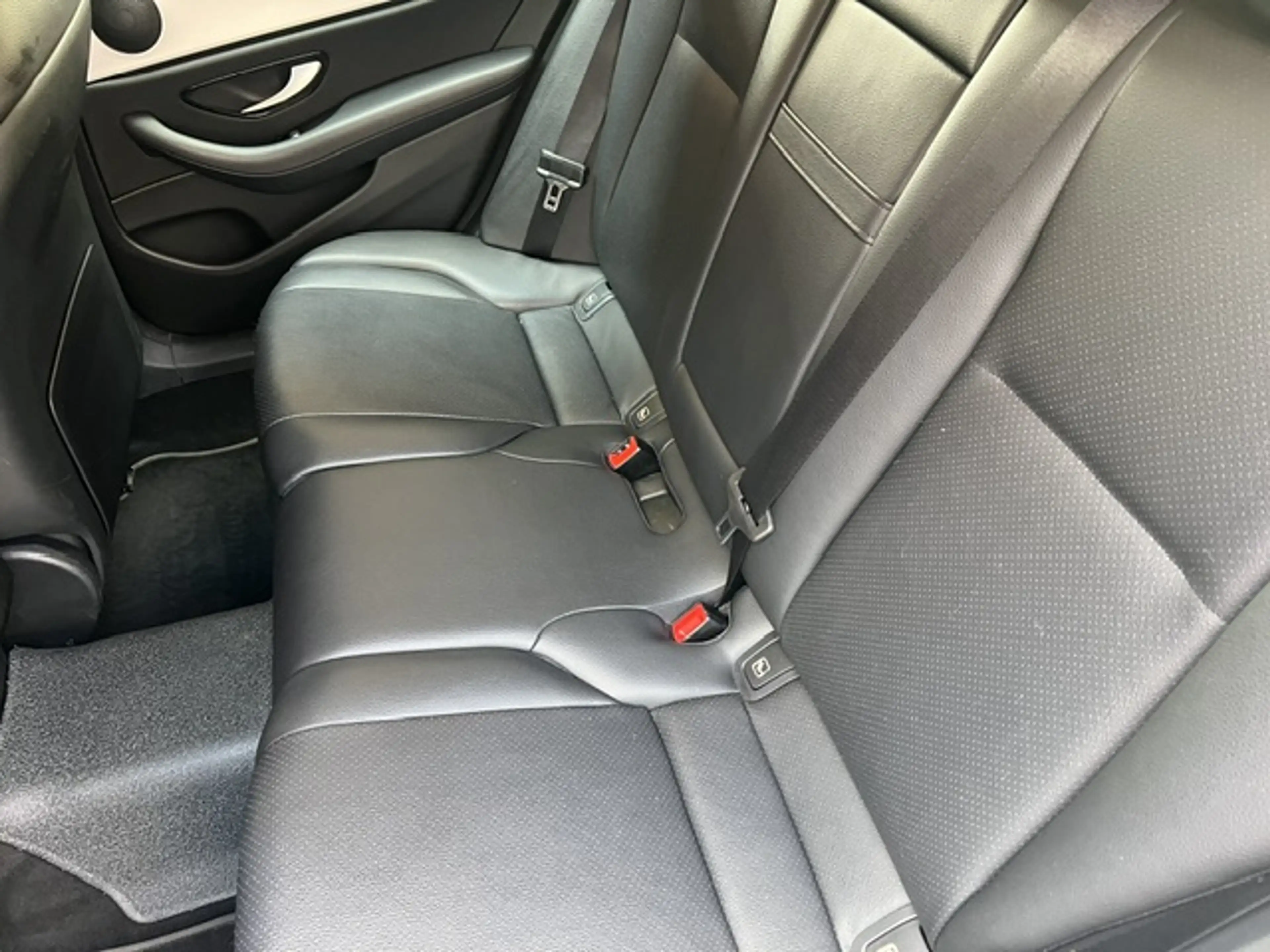 Mercedes-Benz E 200 E 200 T-Mod Kombi Taxi Nav Kam LED Mwst Taxameter 1.Hd — photo 7