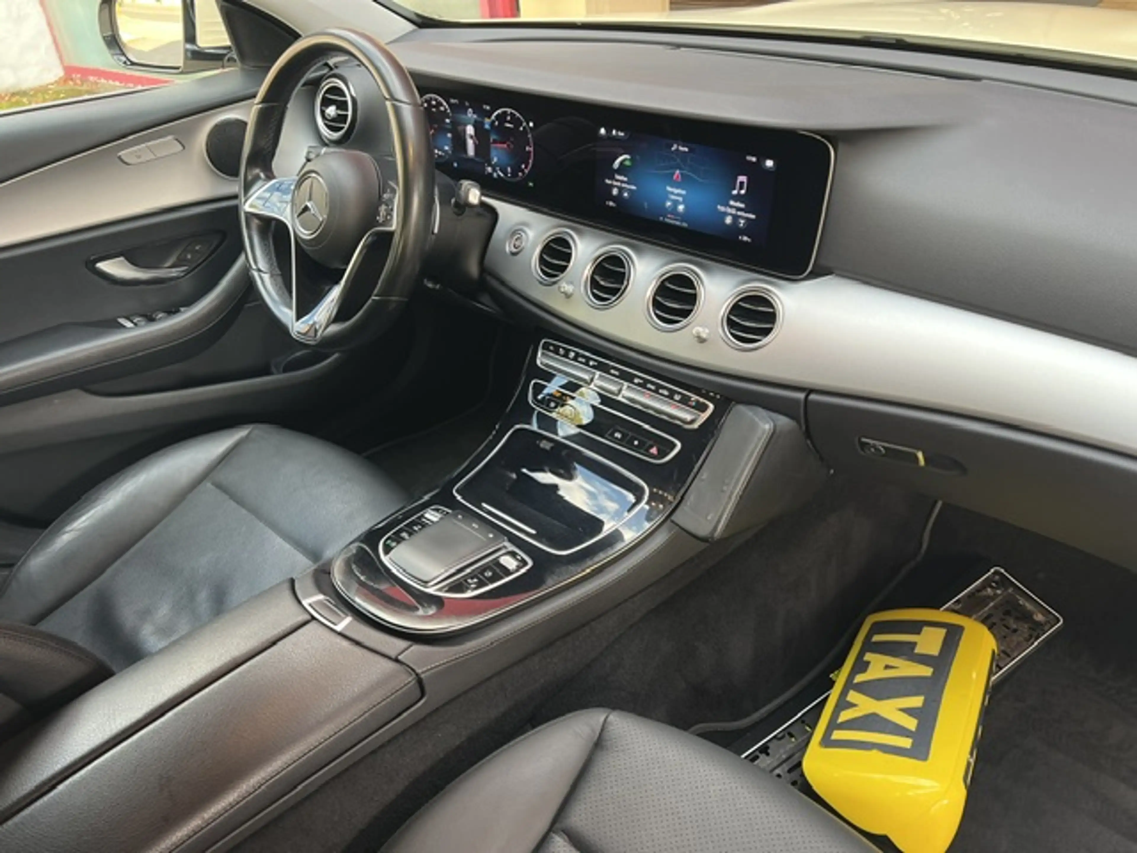 Mercedes-Benz E 200 E 200 T-Mod Kombi Taxi Nav Kam LED Mwst Taxameter 1.Hd — photo 9