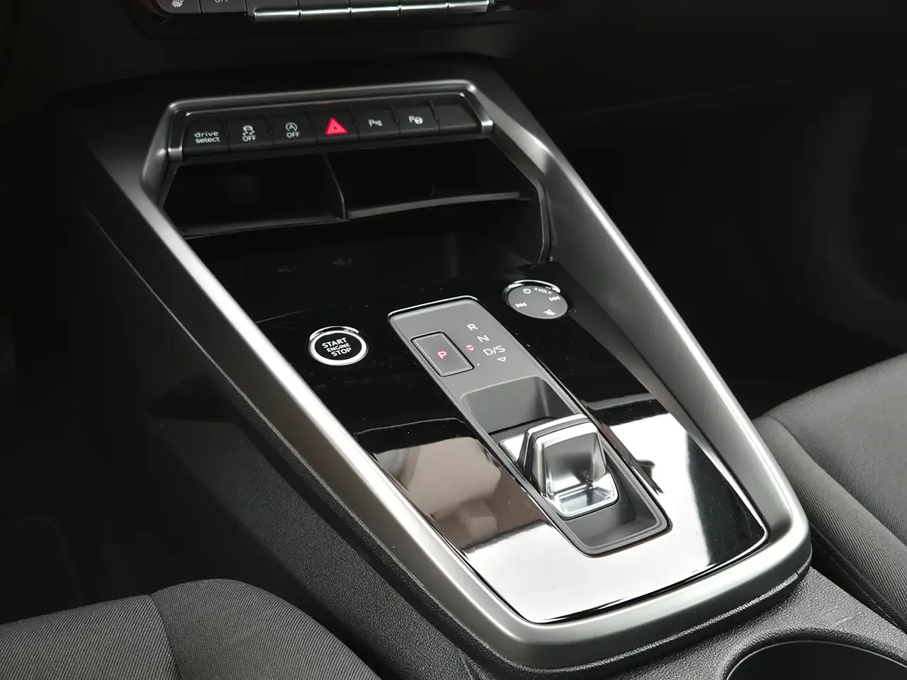 Audi A3 30 TFSI intense S-tronic*ACC ASSIST*CAR PLAY*KRED, миниатюра 29