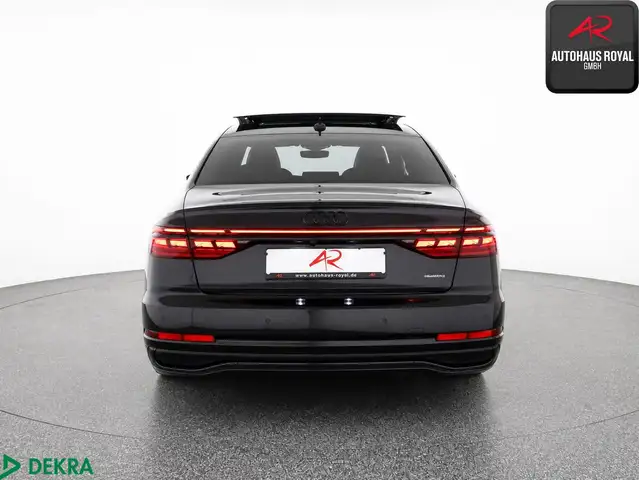 Audi A8 view 3
