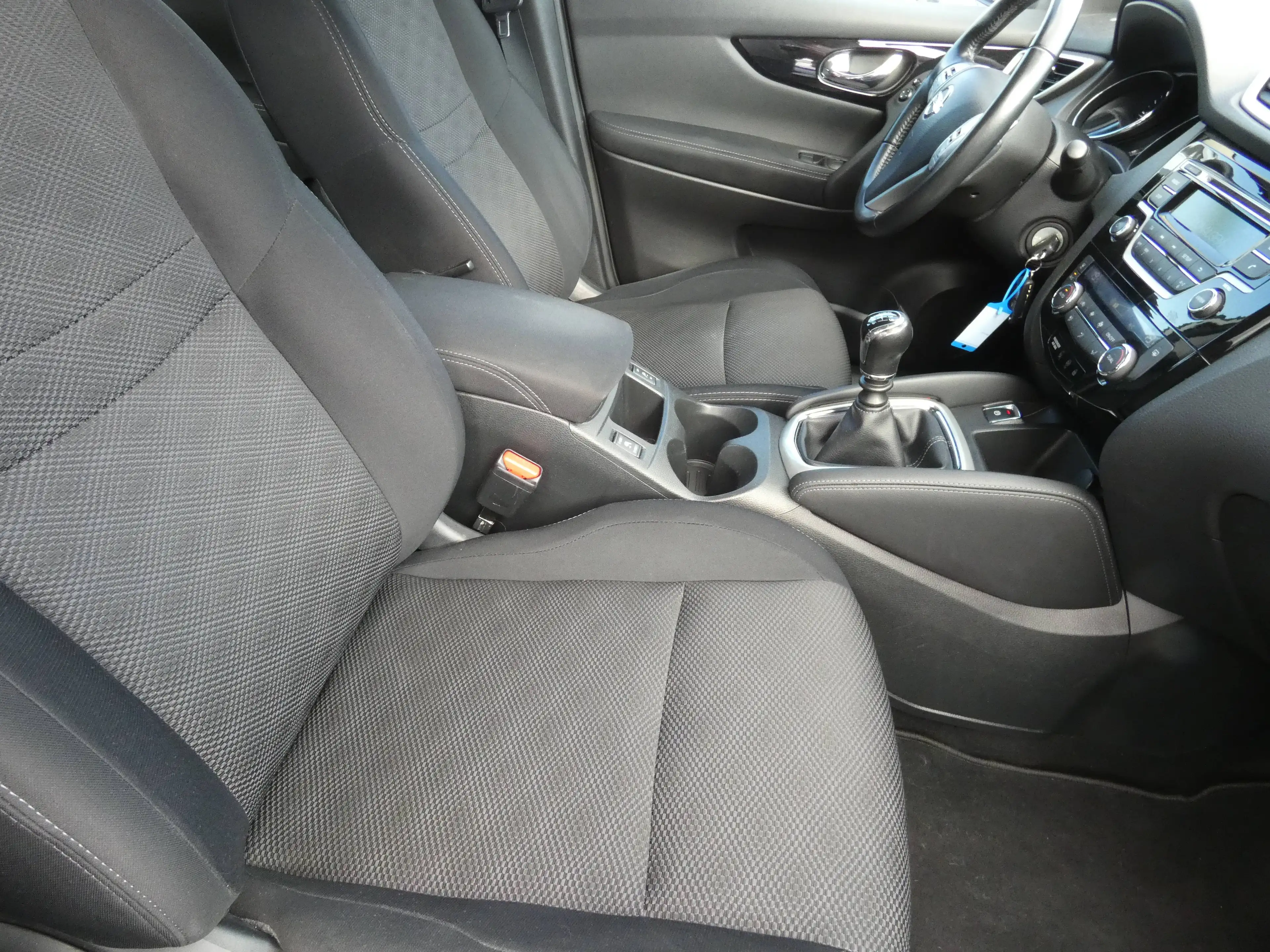 Nissan Qashqai Acenta — photo 11