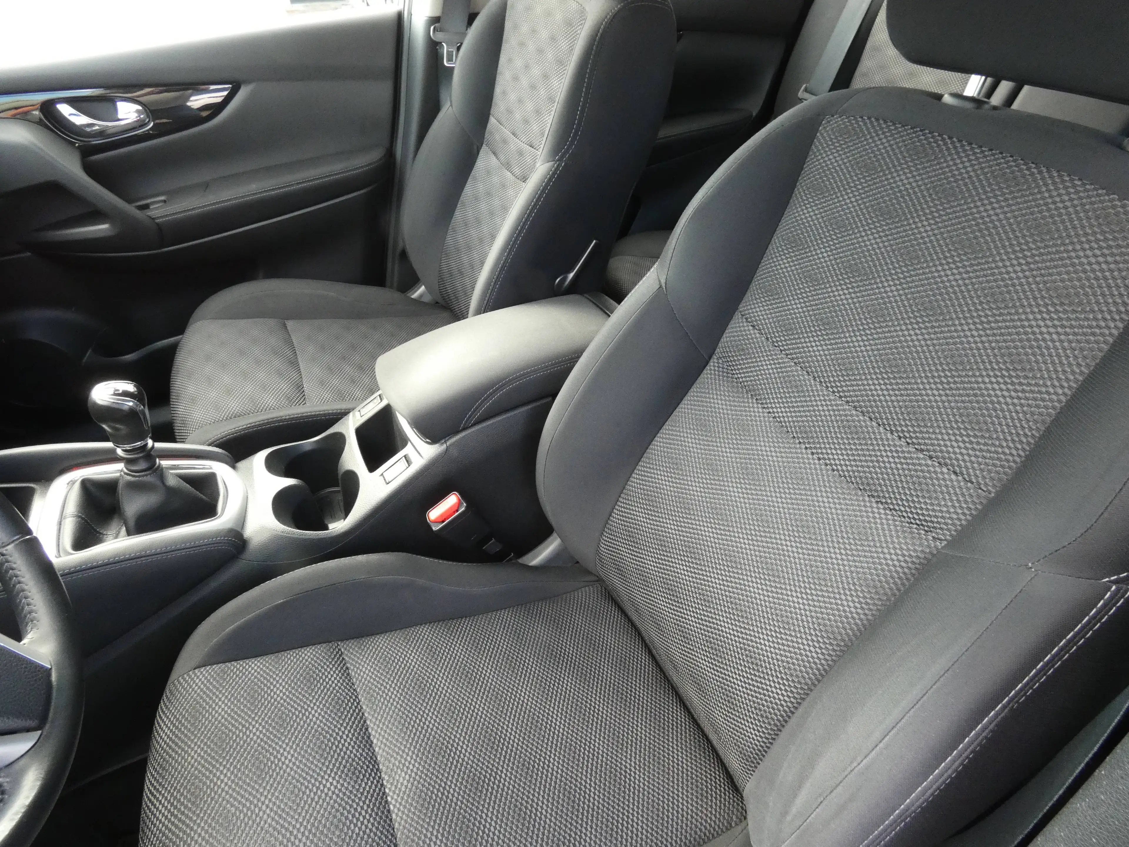 Nissan Qashqai Acenta — photo 13