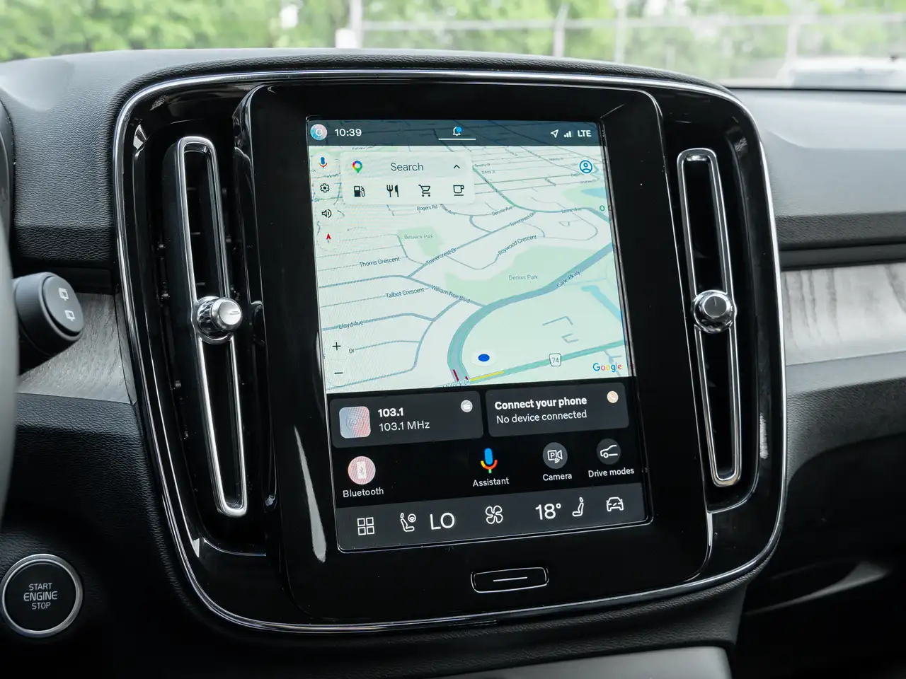 Volvo XC40 снимка Volvo XC40