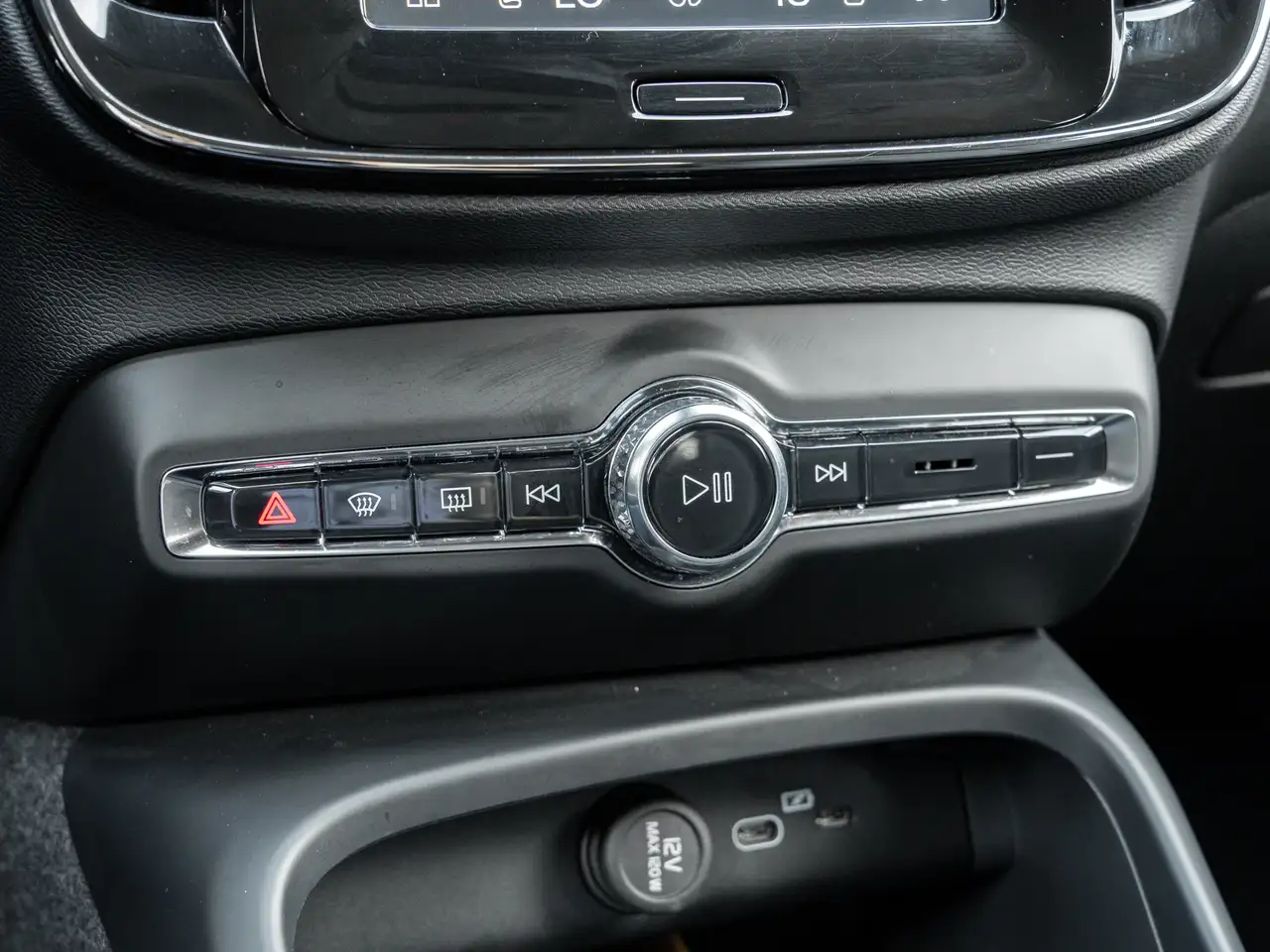Volvo XC40 снимка Volvo XC40