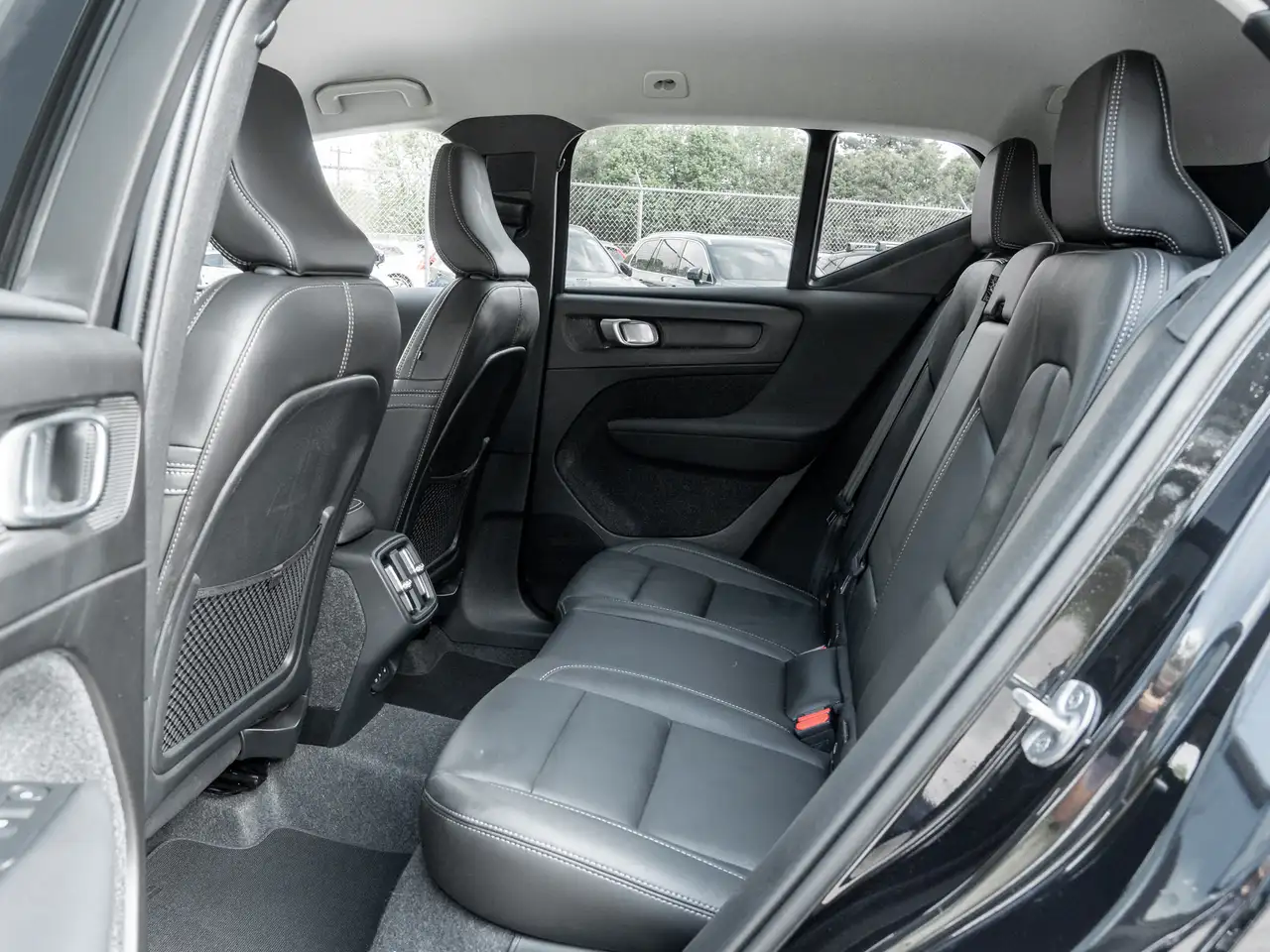 Volvo XC40 снимка Volvo XC40