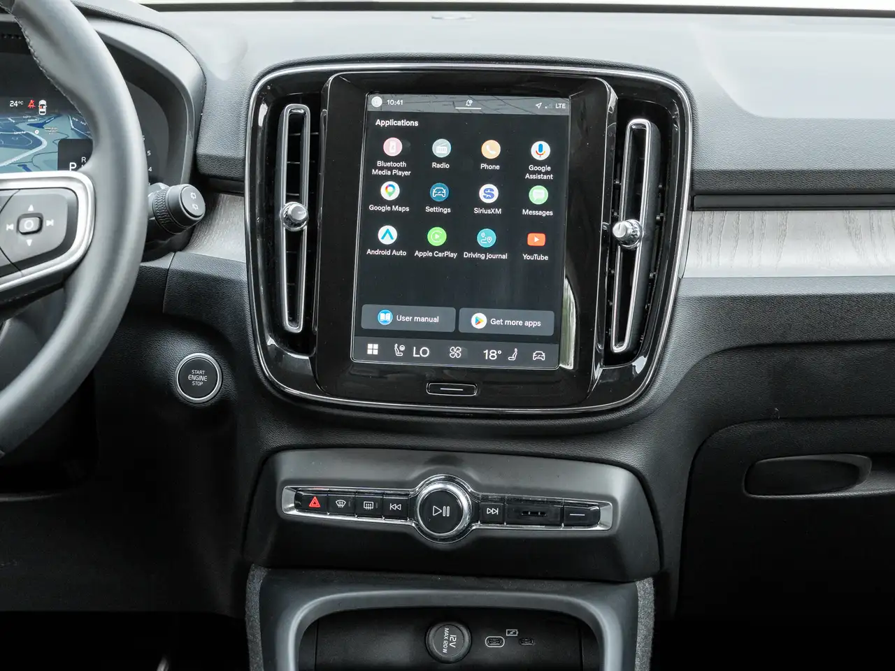 Volvo XC40 снимка Volvo XC40