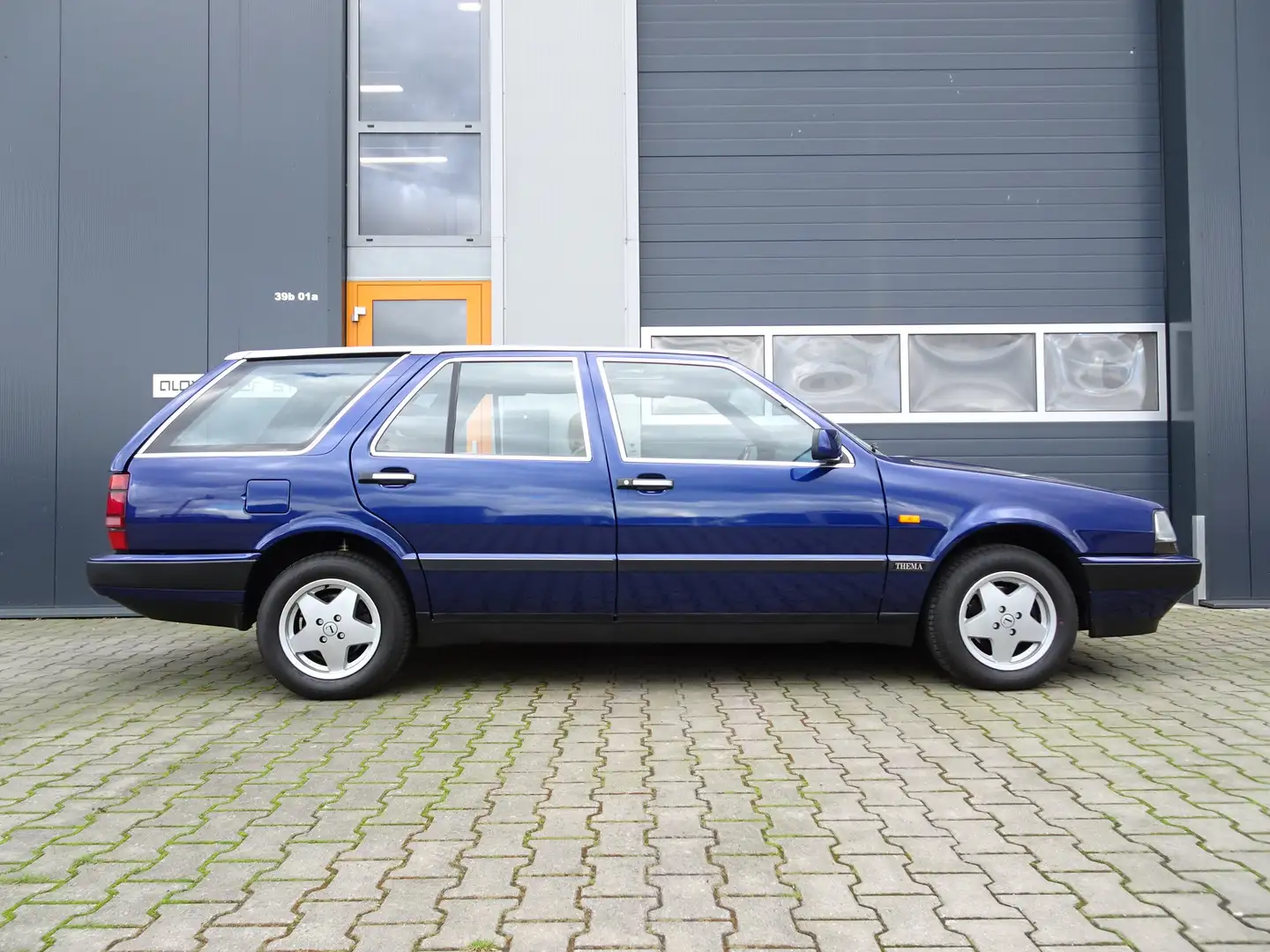 Lancia Thema Thema SW 2.0t ie Blue - 2