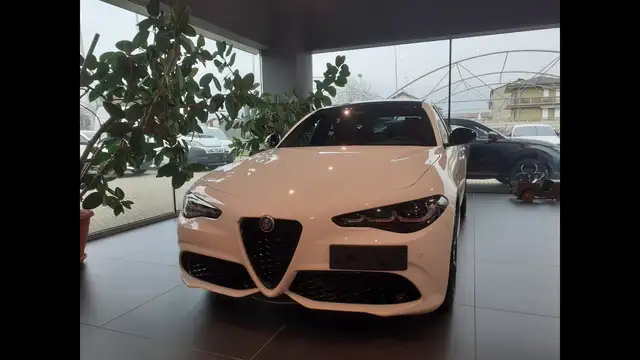 Alfa Romeo Giulia My24 Diesel 160 Cv Sprint