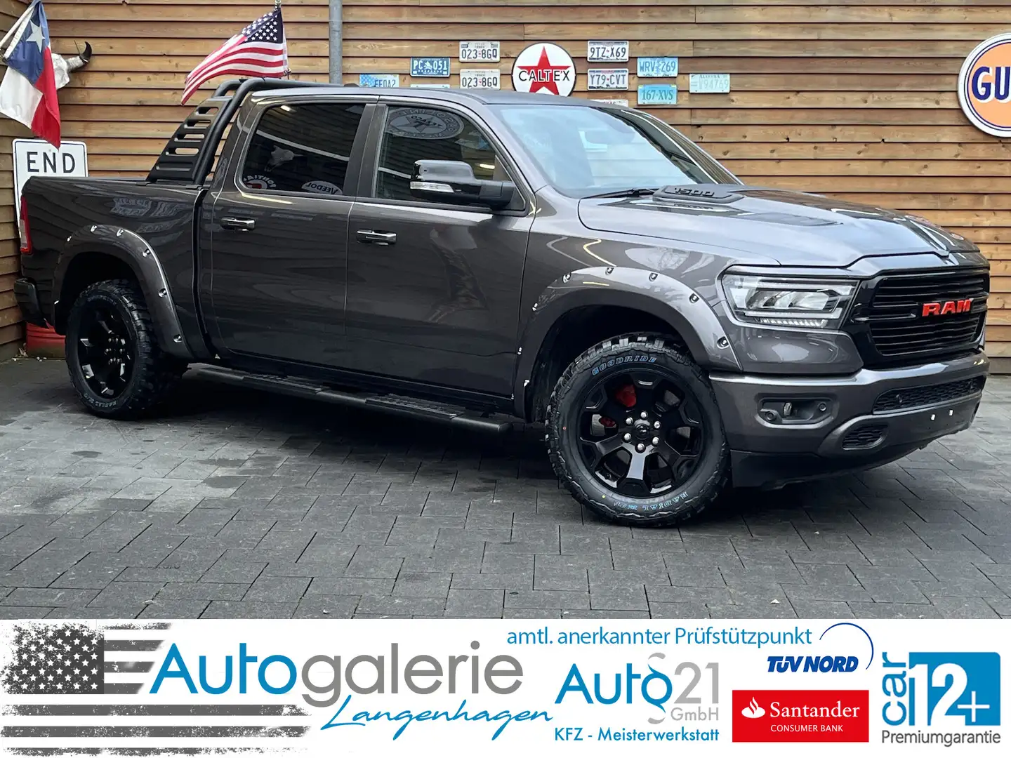 Dodge RAM 1500 5,7L BigHorn Crew Cab Leder LPG LED Grau - 1