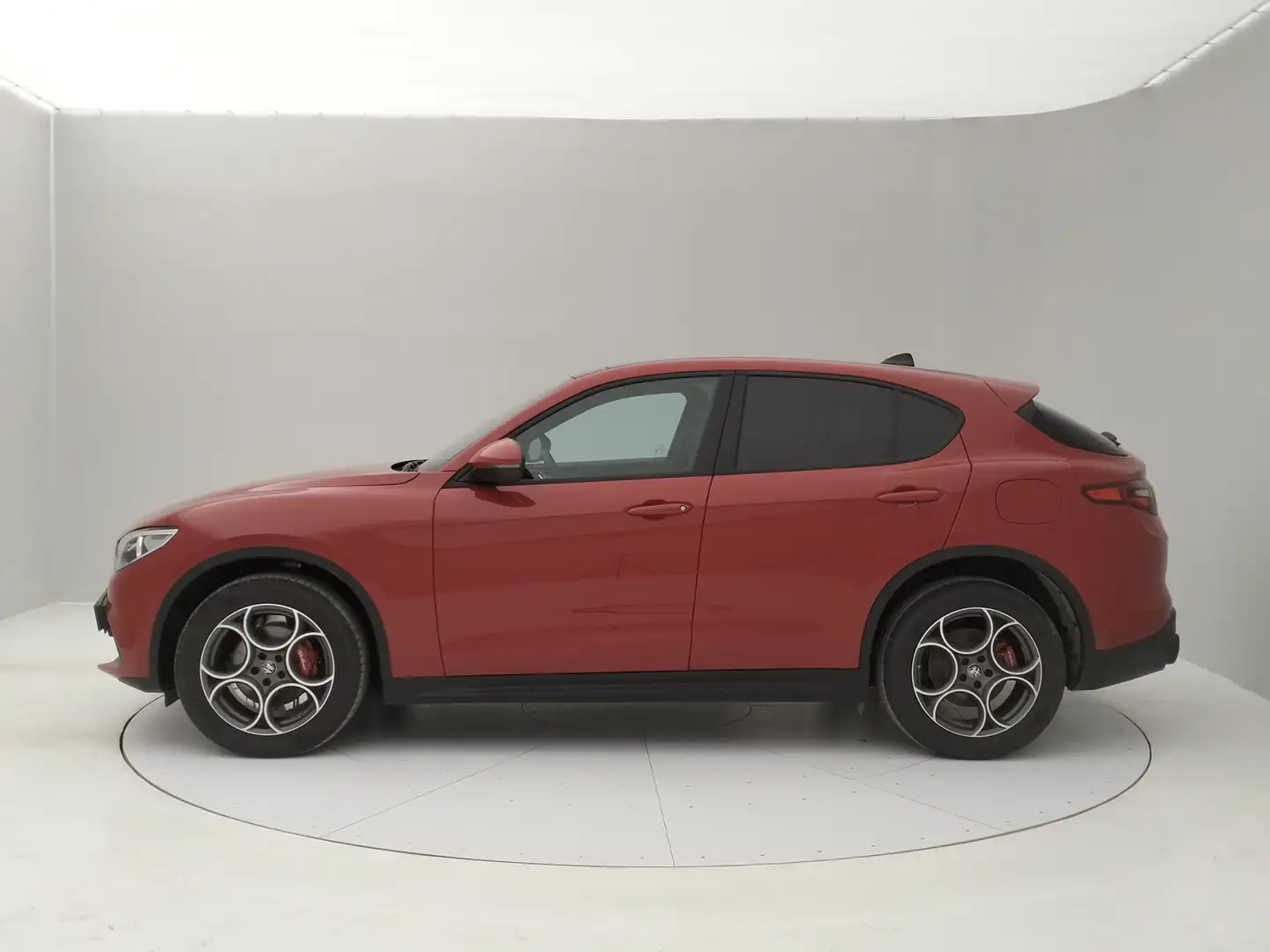 Alfa Romeo Stelvio 2.0 Turbo Sprint Rood - 2