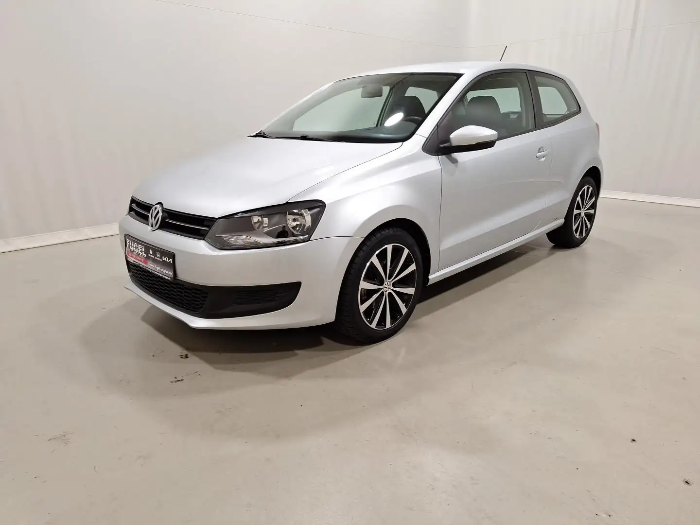 Volkswagen Polo 1.4 Comfortline Klima|PDC Silber - 2