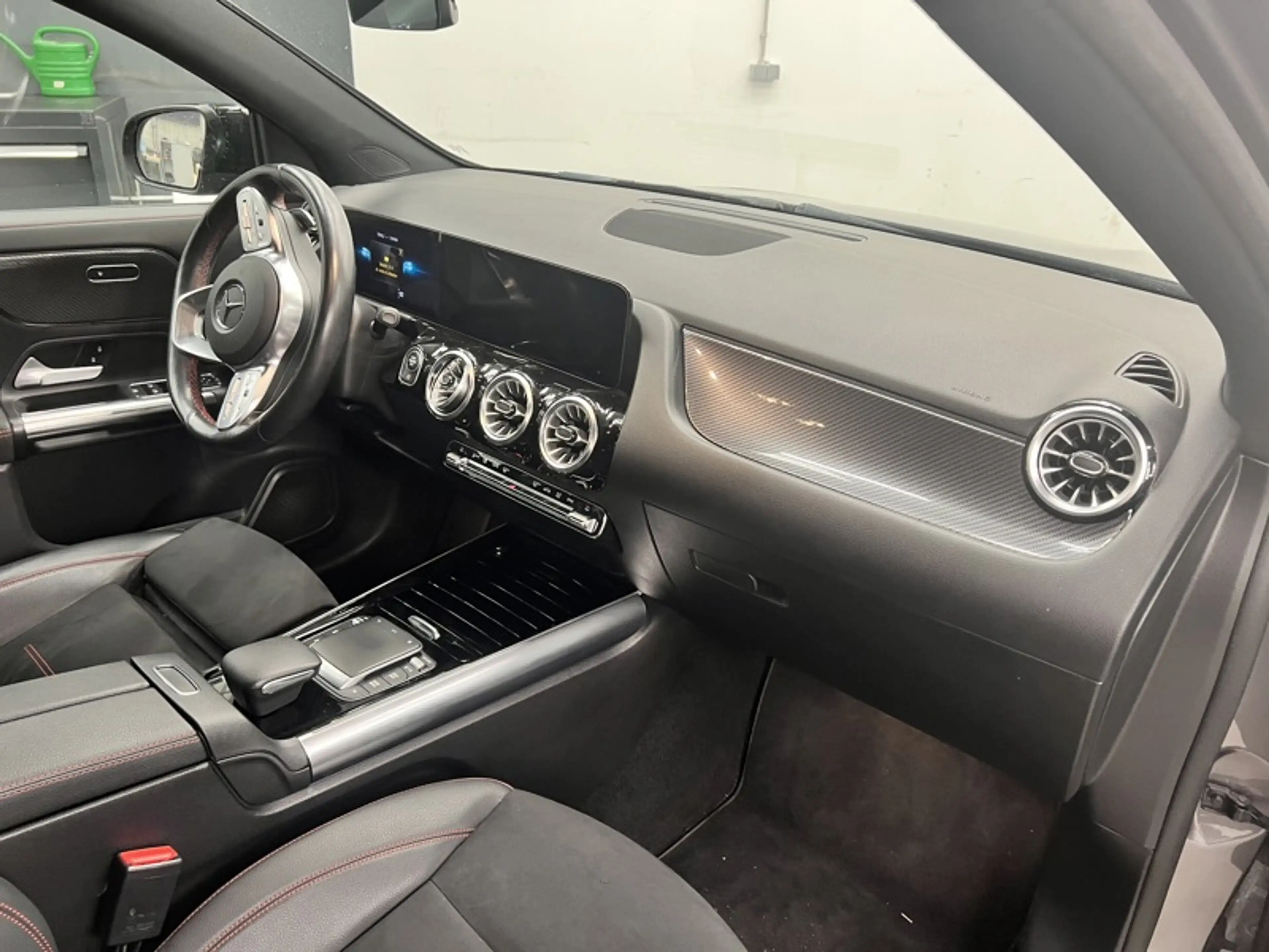 Mercedes-Benz GLA 220 d 4MATIC AMG Pack Night — photo 7