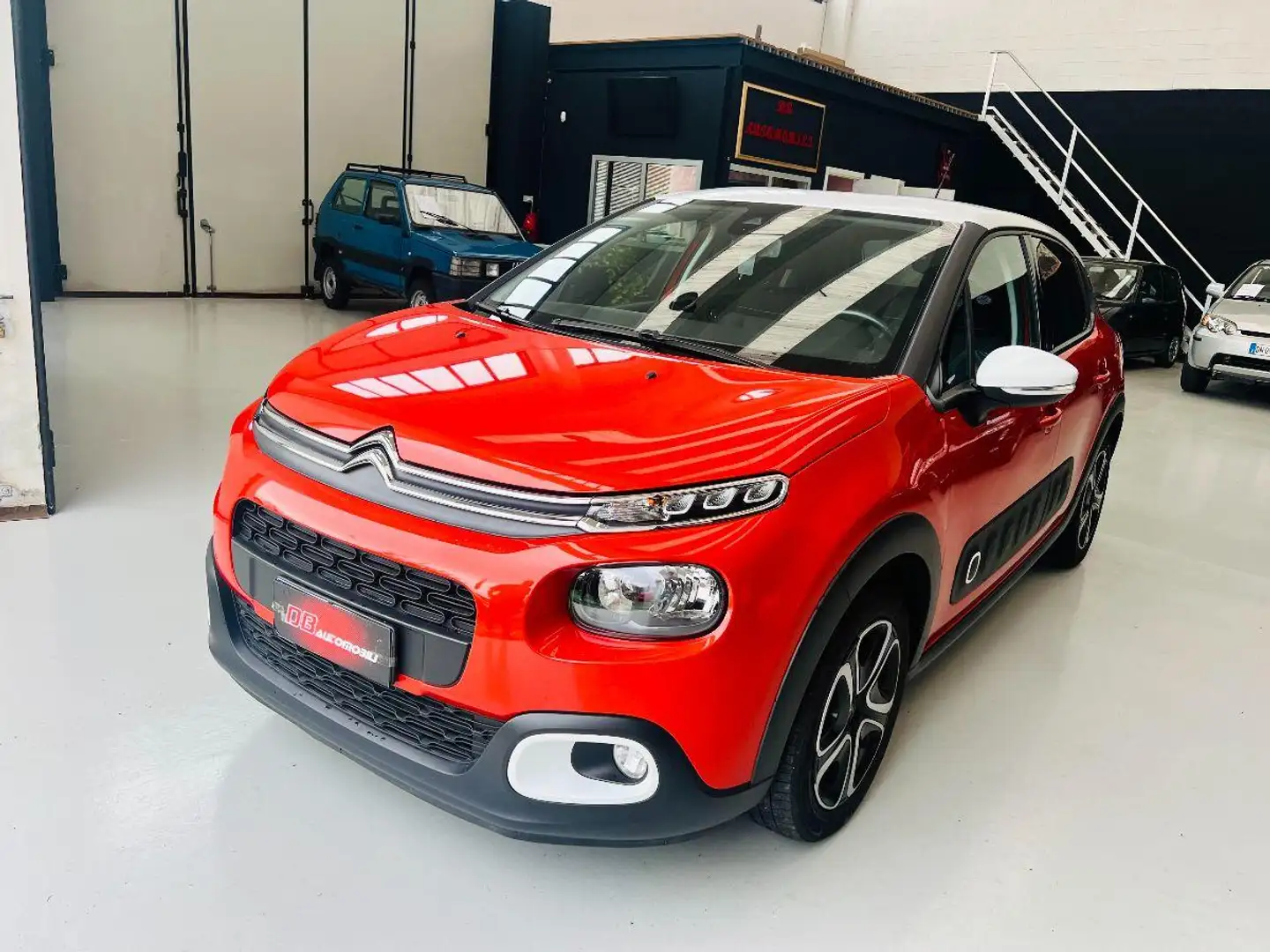 Citroen C3 PureTech 83 S&S Shine Naranja - 1