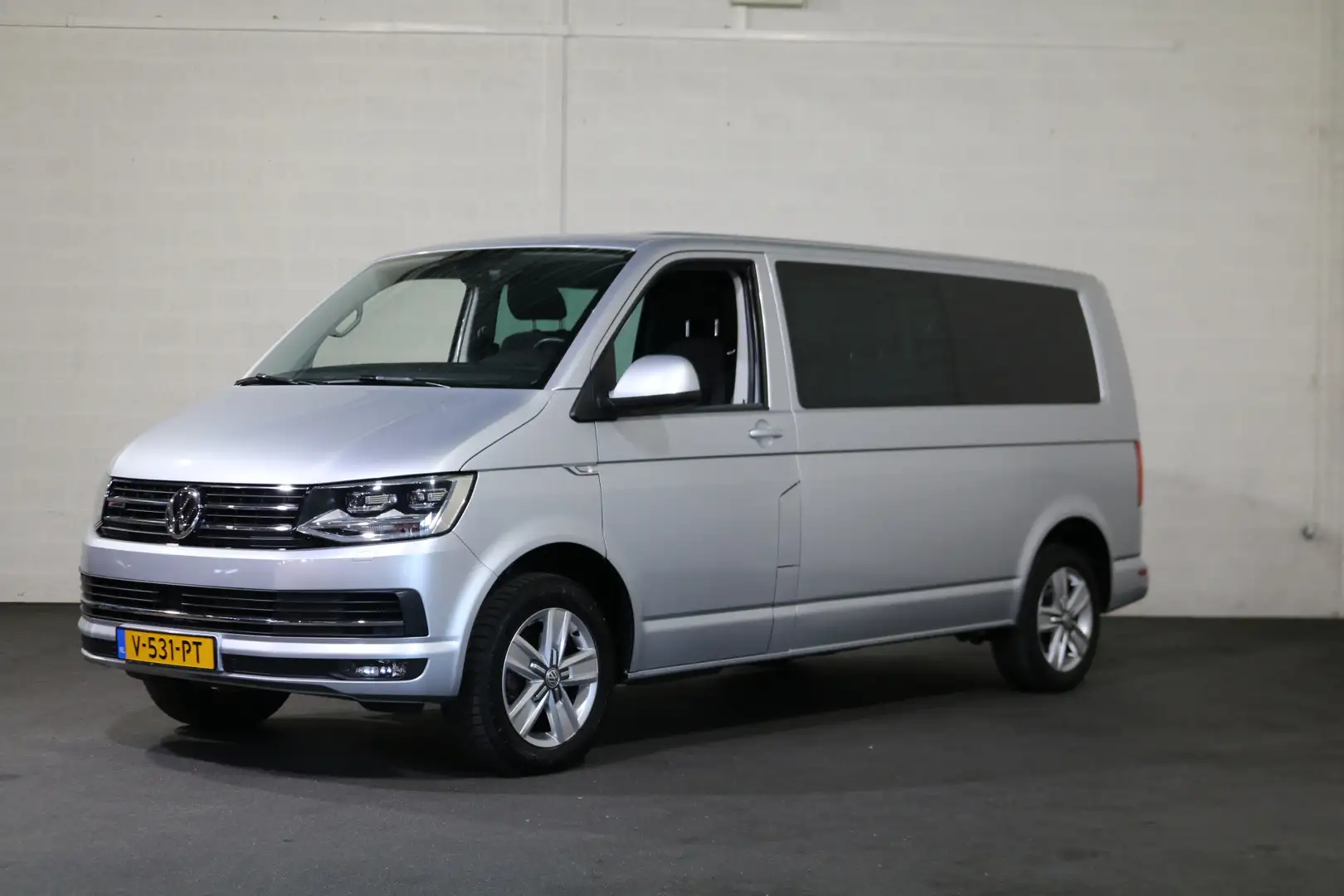 Volkswagen T6 Transporter 2.0 TDI L2 H1 150pk DC 4-Motion Automaat Airco Led Plateado - 1