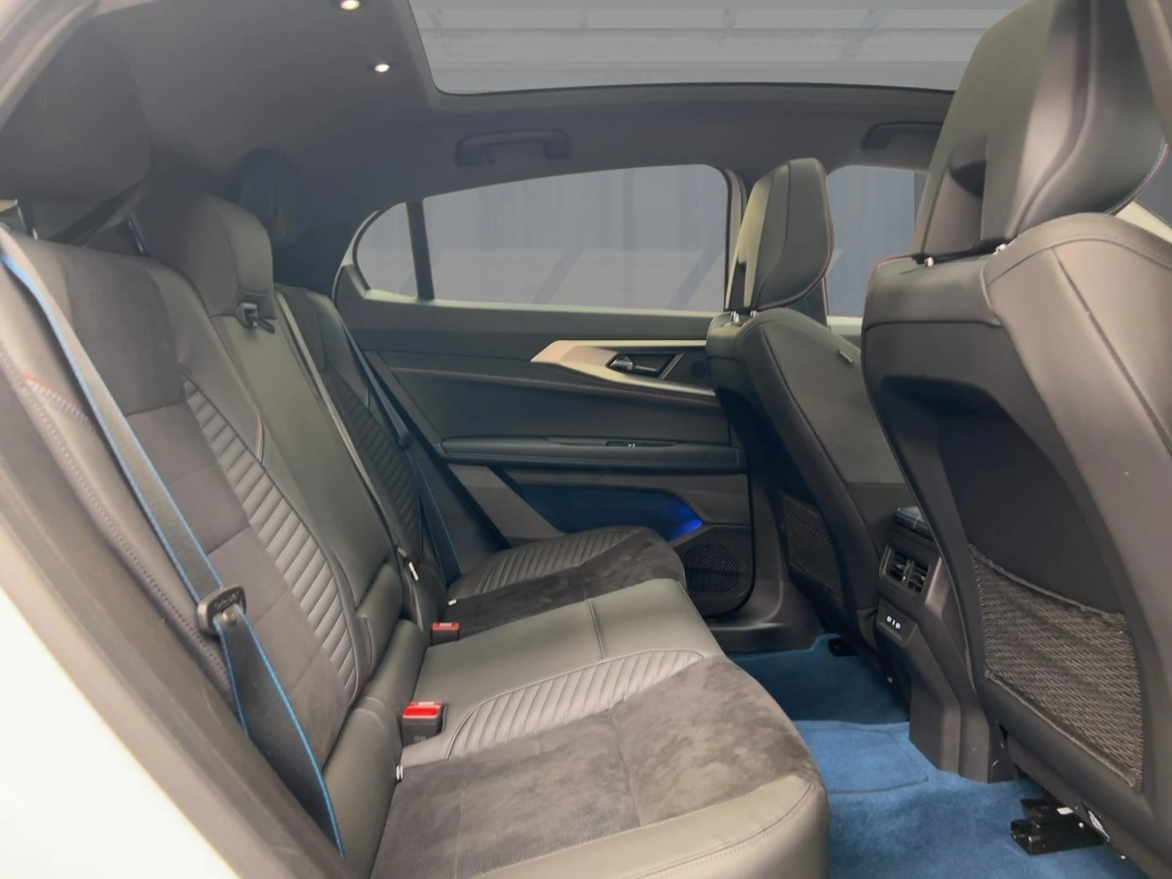 Renault Rafale ESPRIT ALPINE E-TECH PLUG-IN HYBRID 300 4x4 — photo 9