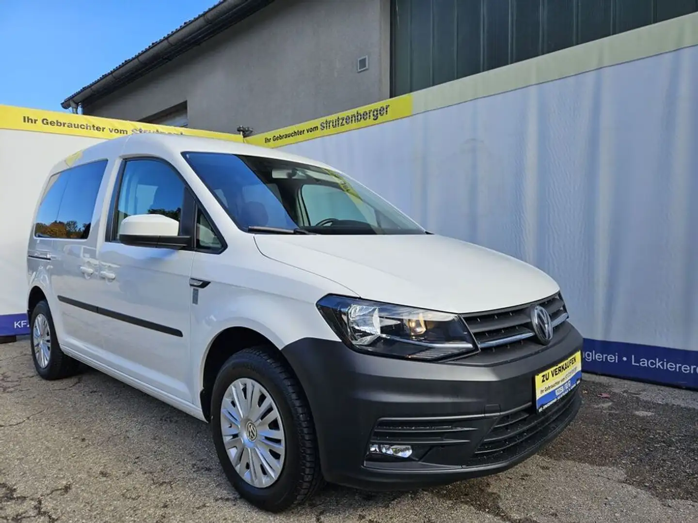 Volkswagen Caddy Kombi 2,0 TDI 75 KW 2x Schiebetür Tempomat Weiß - 2