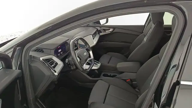 Audi Q4 E-Tron view 10