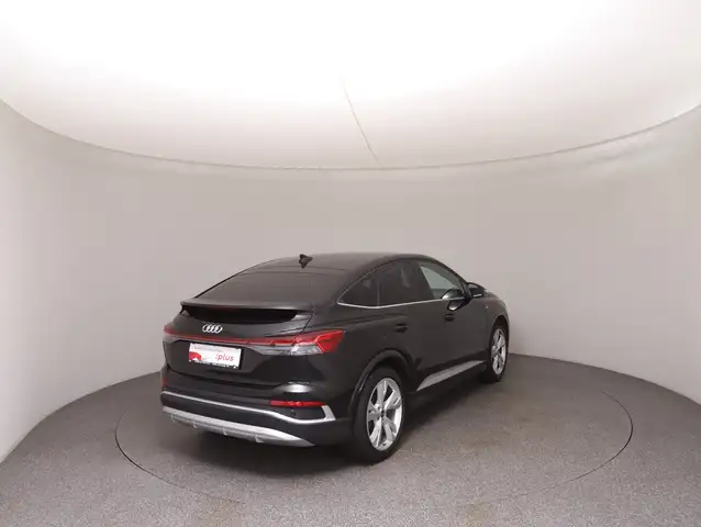 Audi Q4 E-Tron view 4