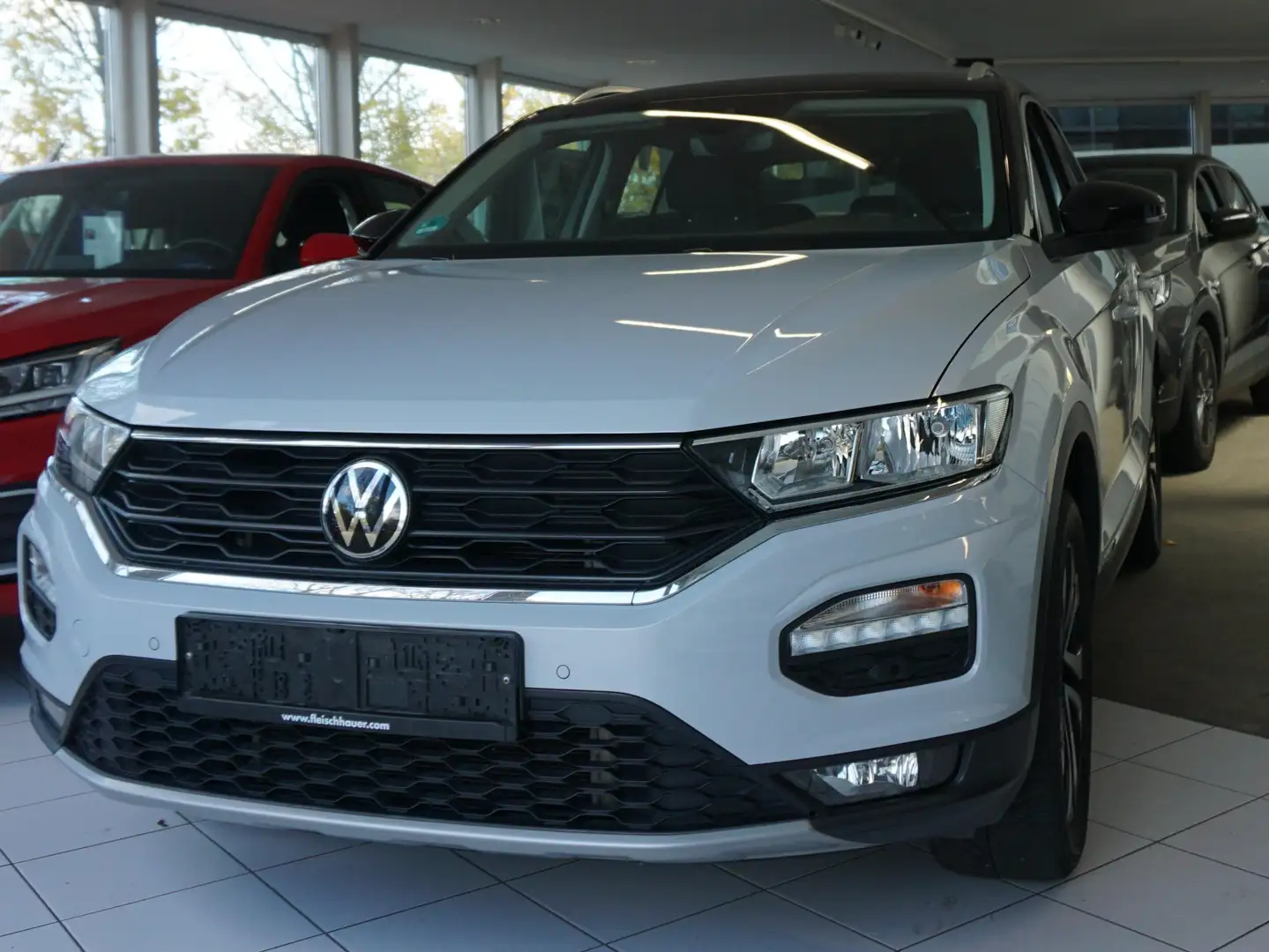 Volkswagen T-Roc Active Grijs - 2