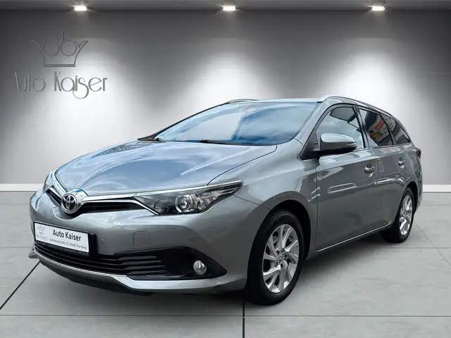 Toyota Auris Touring Sports Team D 1 HAND/8-FACH/PDC