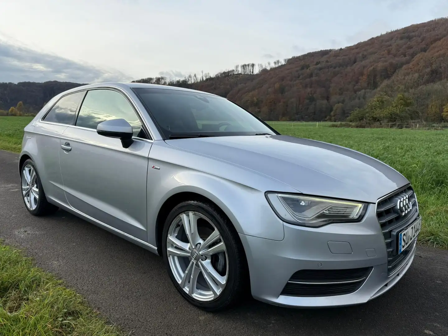 Audi A3 A3 1.4 TFSI cylinder on demand ultra S tronic S li Silber - 1