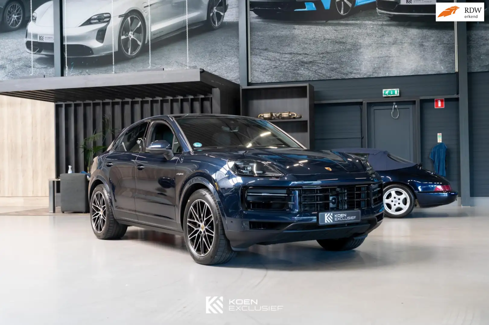 Porsche Cayenne Coupé 3.0 E-Hybrid (2024, BTW) fabrieksgarantie, l Bleu - 1