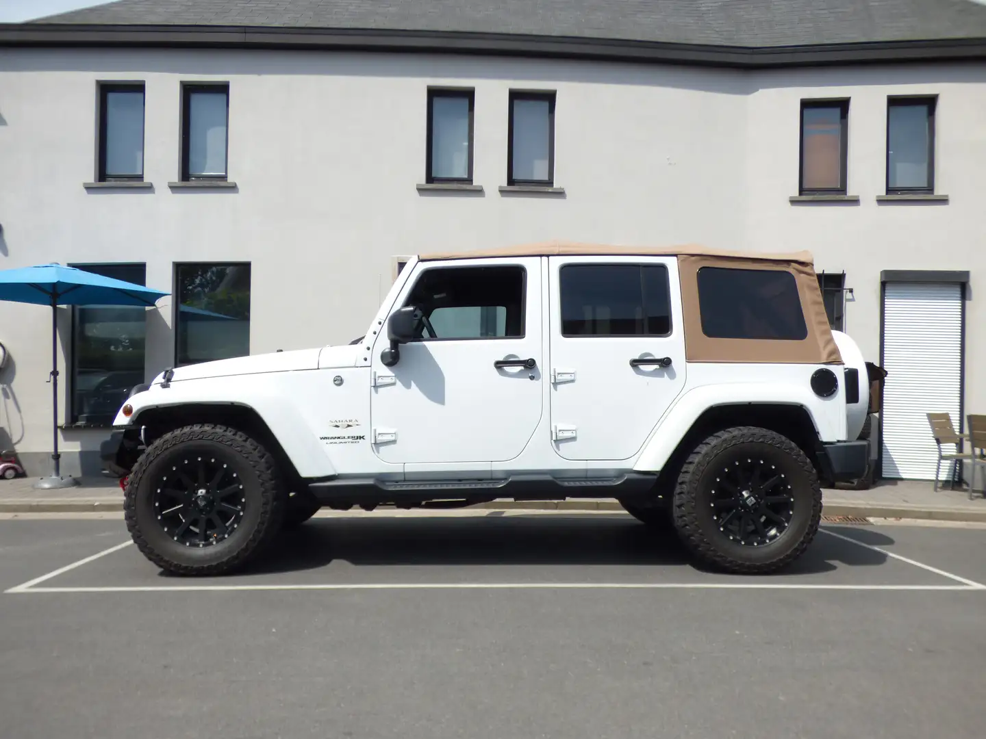 Jeep Wrangler Wrangler Unlimited Exclusive Edition **66000km** Blanc - 2