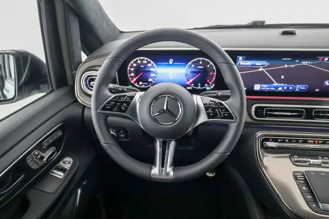 Mercedes-Benz V 300 d 4MATIC EXCLUSIVE Lang 6 Sitze Airm Pano Ansicht 14