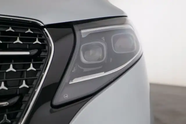 Mercedes-Benz V 300 d 4MATIC EXCLUSIVE Lang 6 Sitze Airm Pano Ansicht 23