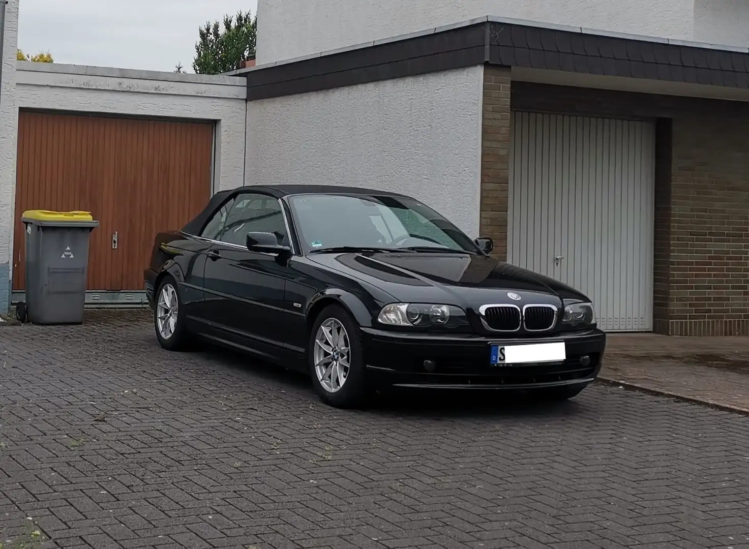 BMW 320 Ci - TÜV NEU - Vollausstattung - Rentnerfahrzeug Schwarz - 2