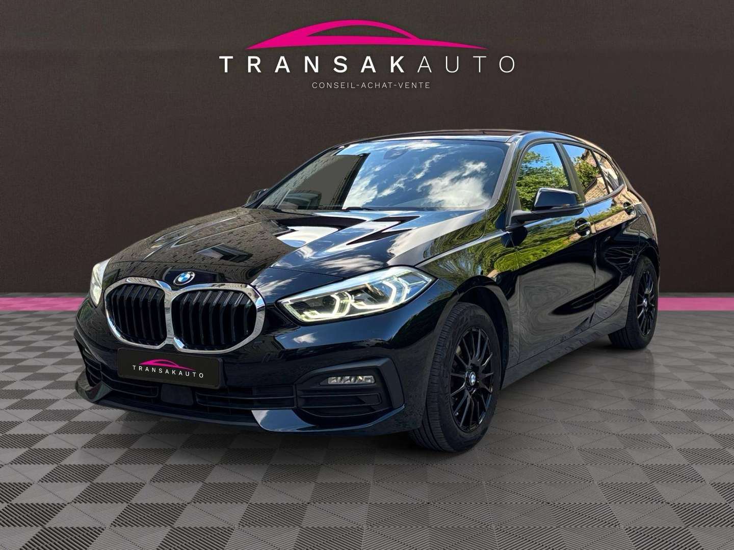 BMW 118 nuo 336 €/ mėn Benzinas 2022m. Sedanas Automatinė