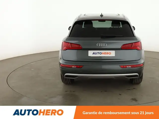 Audi Q5 view 5